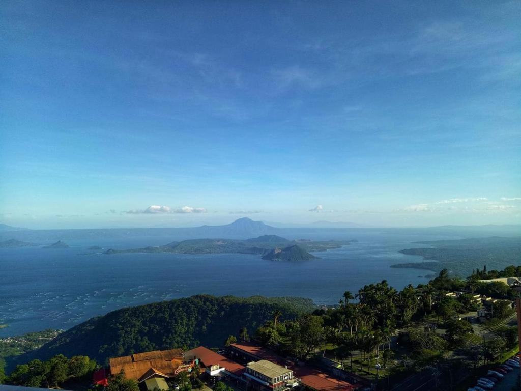 Cityland Tagaytay Taal Lake View City View Free Pool Parking Studios With Balcony Are City View Tagaytay City Exterior foto