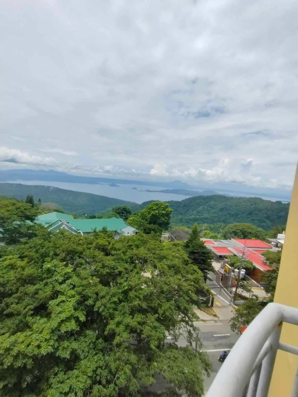 Cityland Tagaytay Taal Lake View City View Free Pool Parking Studios With Balcony Are City View Tagaytay City Exterior foto